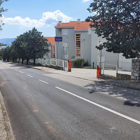 Apartment Ana Selce Exterior foto
